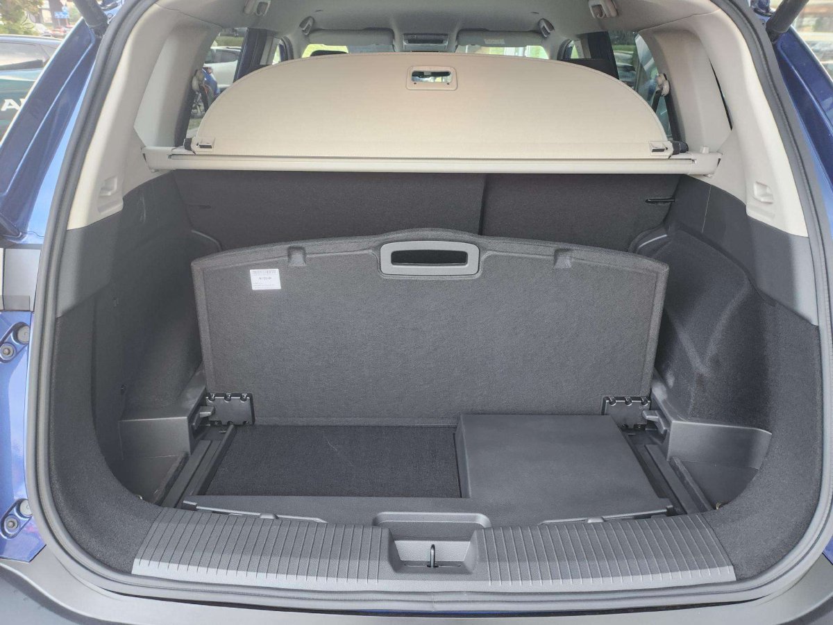 Nissan X-Trail Visureigis / Krosoveris Benzinas / elektra
