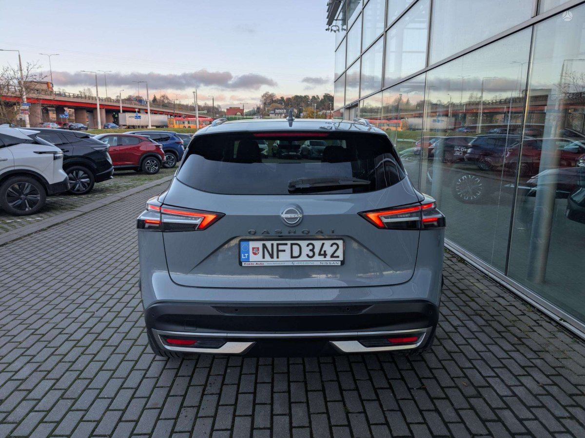 Nissan Qashqai Visureigis / Krosoveris Benzinas / elektra