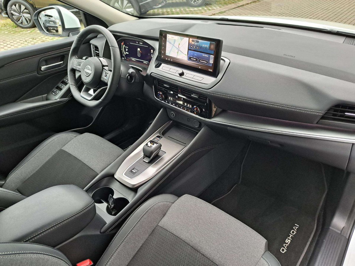 Nissan Qashqai Visureigis / Krosoveris Benzinas / elektra