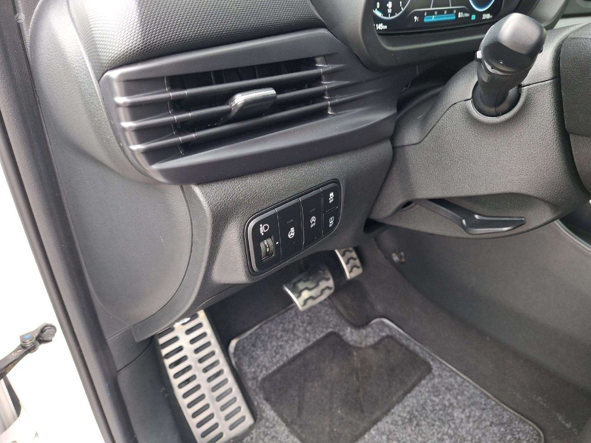 Hyundai Bayon Visureigis / Krosoveris Benzinas