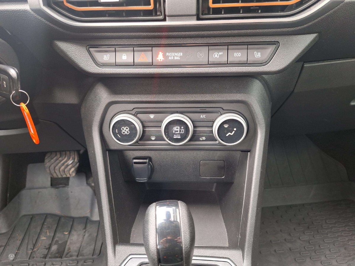 Dacia Sandero Visureigis / Krosoveris Benzinas