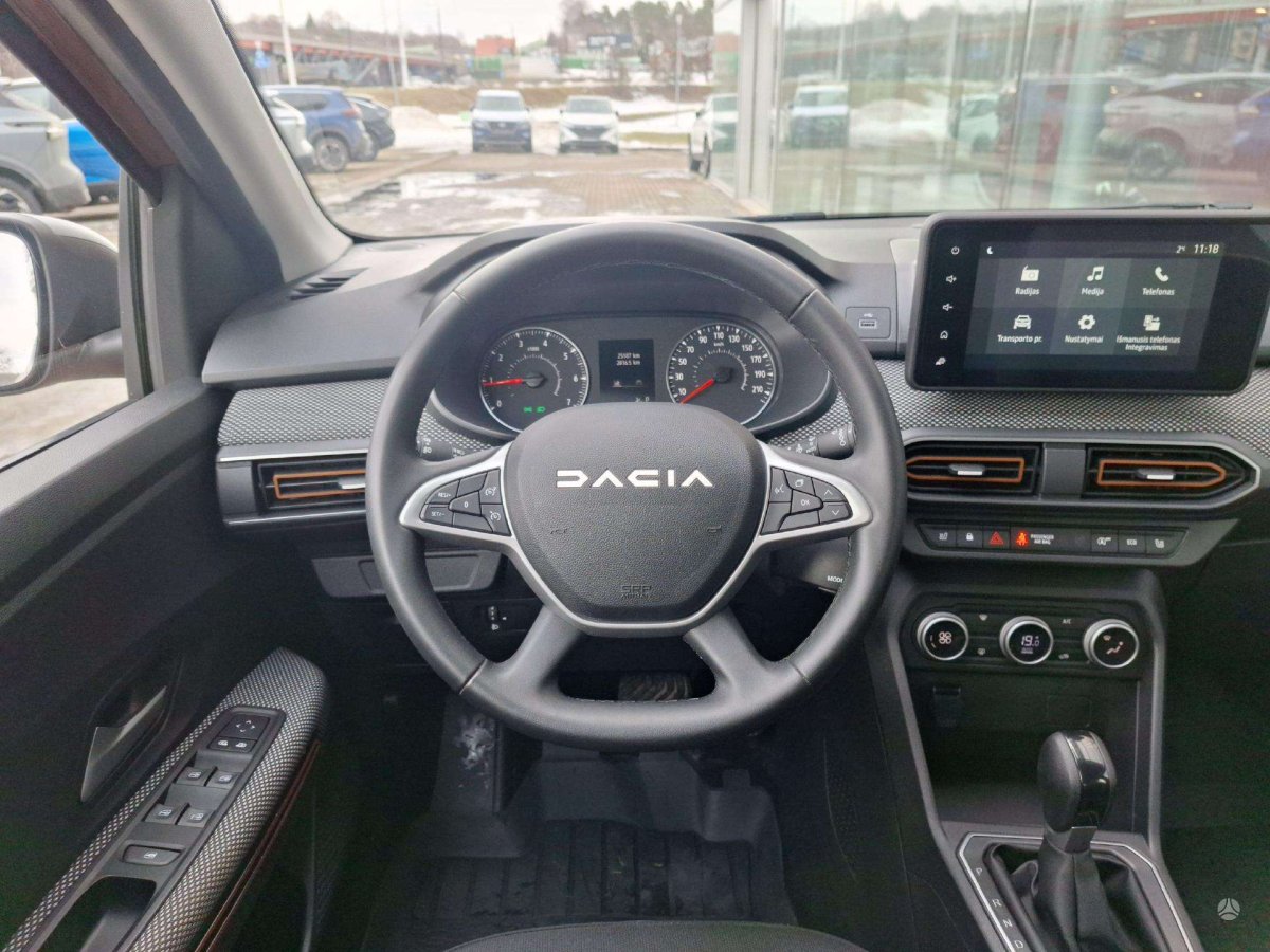 Dacia Sandero Visureigis / Krosoveris Benzinas