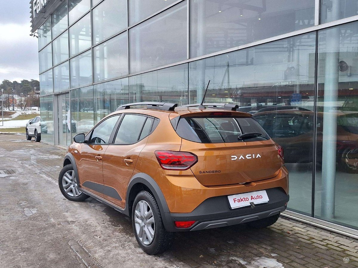 Dacia Sandero Visureigis / Krosoveris Benzinas