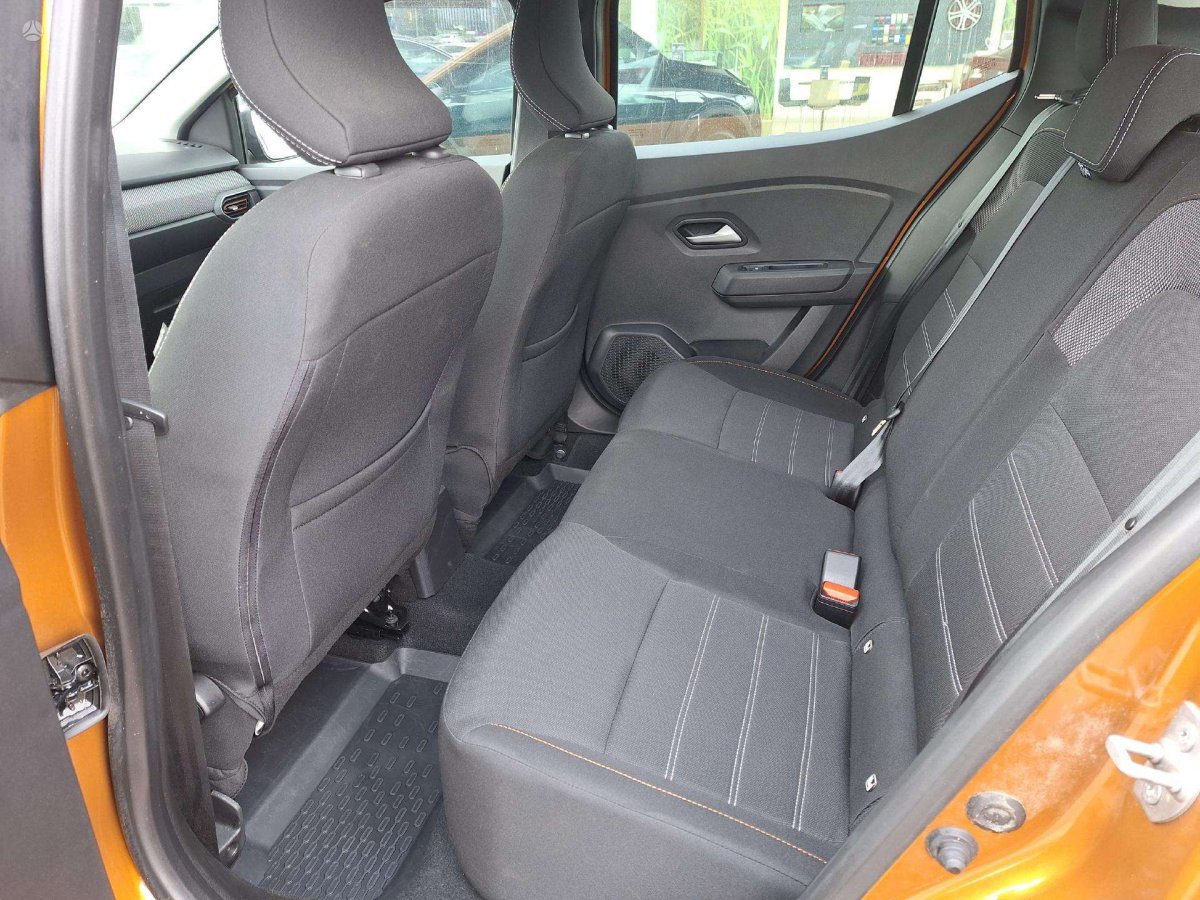 Dacia Sandero Visureigis / Krosoveris Benzinas