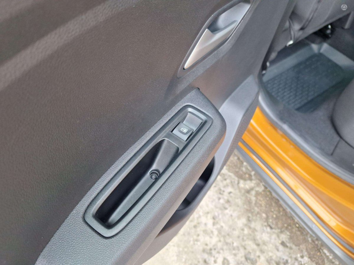 Dacia Sandero Visureigis / Krosoveris Benzinas