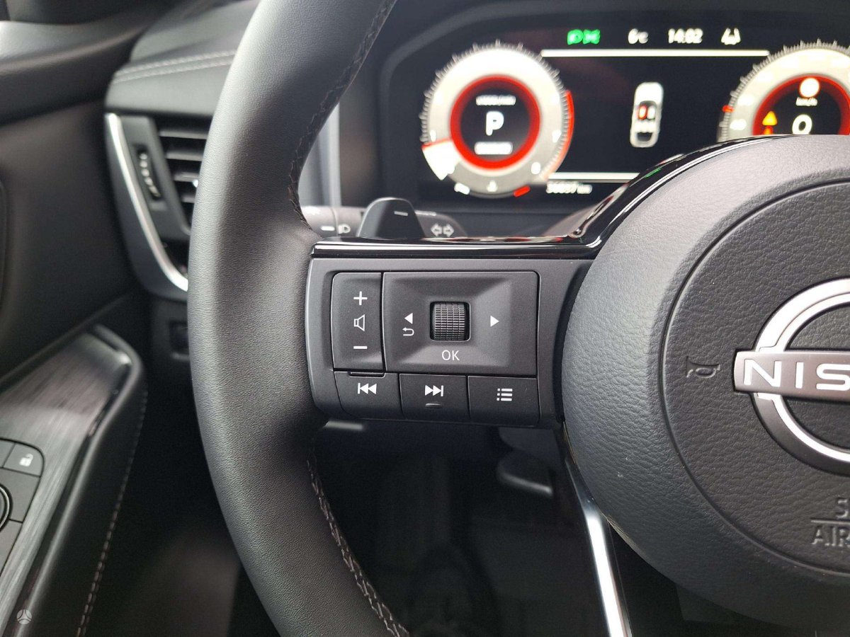 Nissan Qashqai Visureigis / Krosoveris Benzinas / elektra