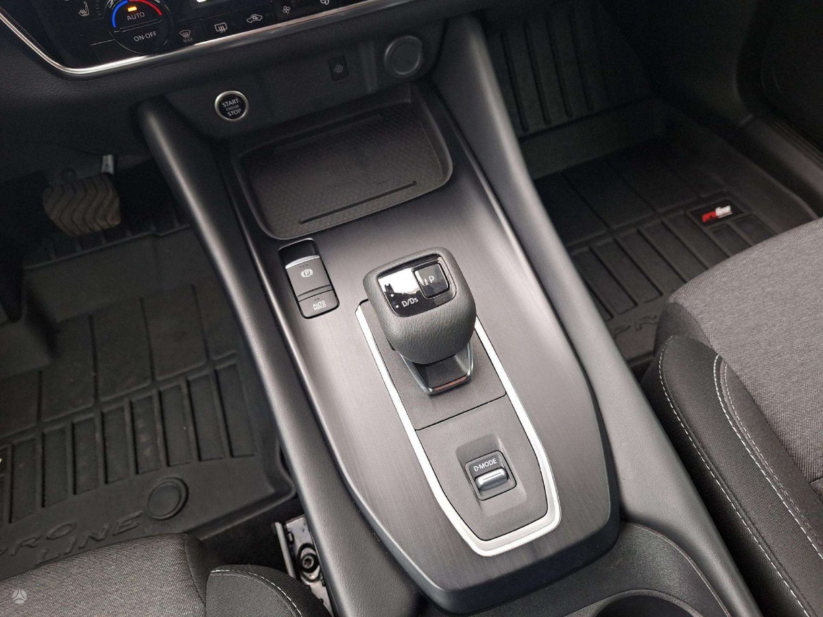 Nissan Qashqai Visureigis / Krosoveris Benzinas / elektra
