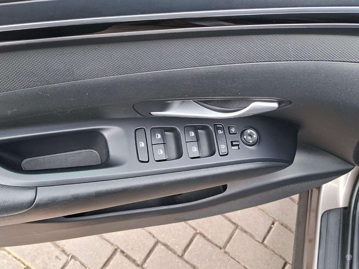 Hyundai Tucson Visureigis / Krosoveris Benzinas / elektra