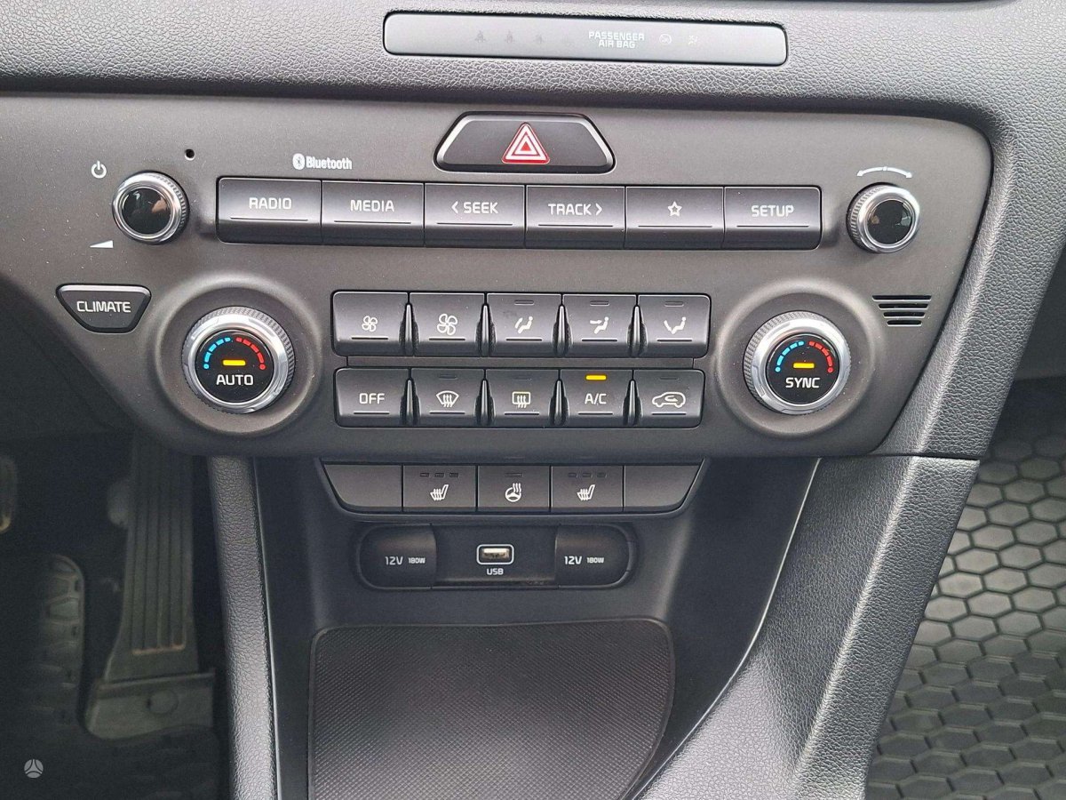 Kia Sportage Visureigis / Krosoveris Benzinas