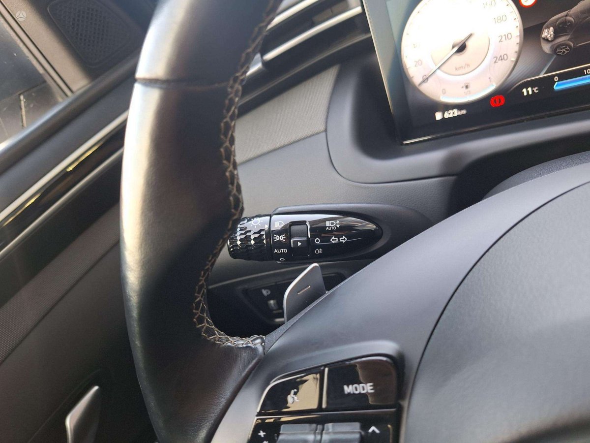Hyundai Tucson Visureigis / Krosoveris Benzinas / elektra
