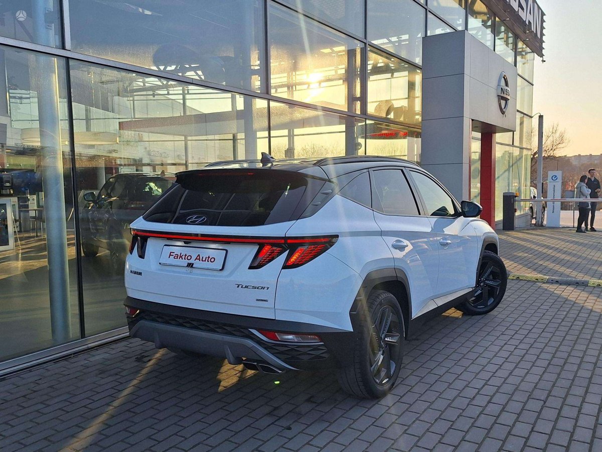 Hyundai Tucson Visureigis / Krosoveris Benzinas / elektra