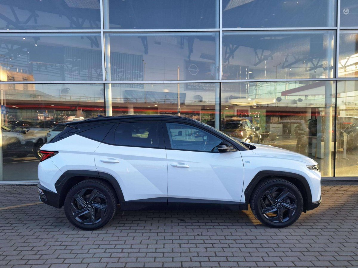Hyundai Tucson Visureigis / Krosoveris Benzinas / elektra
