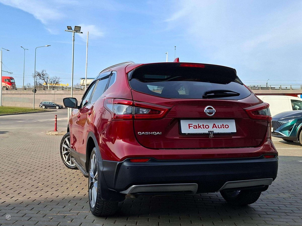 Nissan Qashqai Visureigis / Krosoveris Benzinas