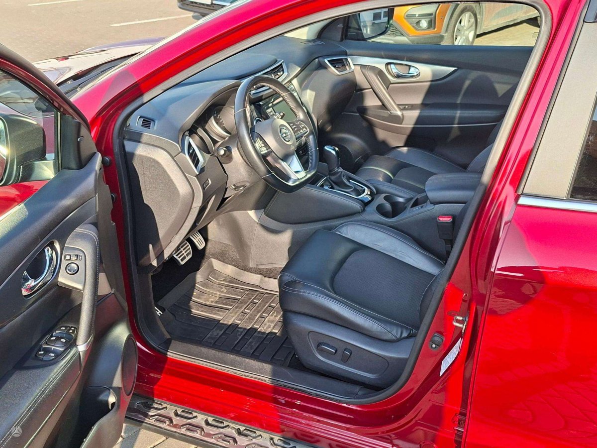 Nissan Qashqai Visureigis / Krosoveris Benzinas