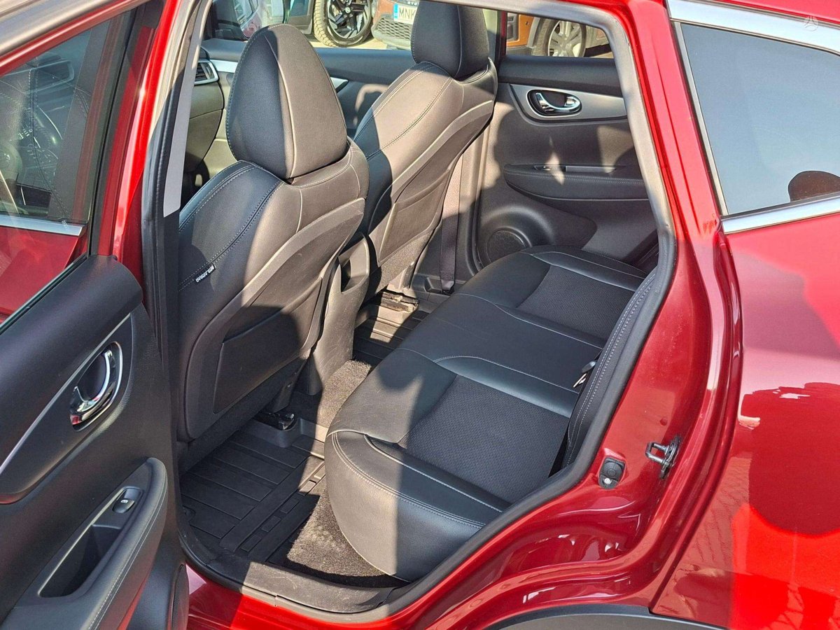 Nissan Qashqai Visureigis / Krosoveris Benzinas