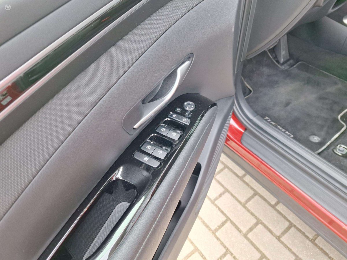 Hyundai Tucson Visureigis / Krosoveris Benzinas / elektra