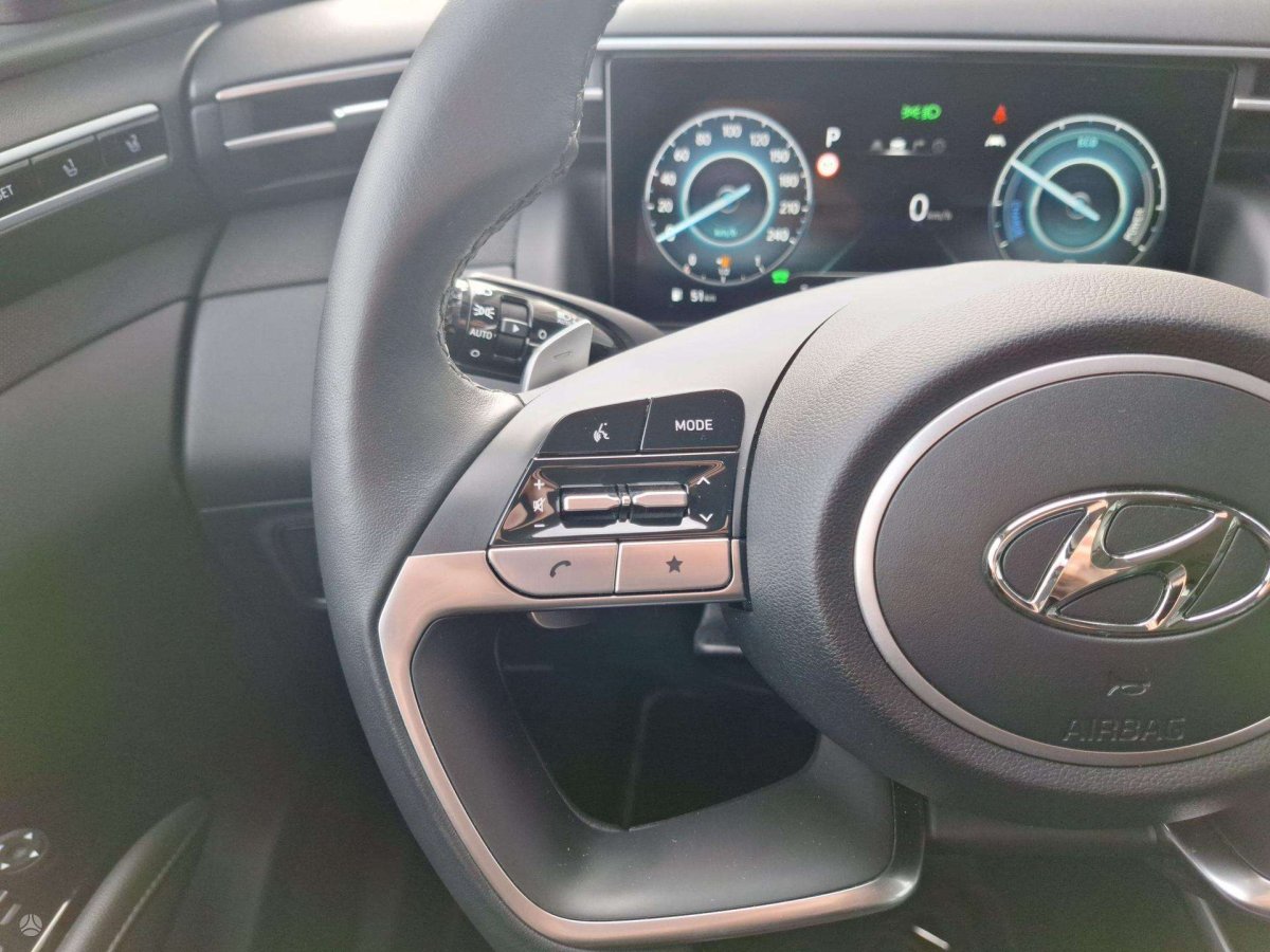 Hyundai Tucson Visureigis / Krosoveris Benzinas / elektra