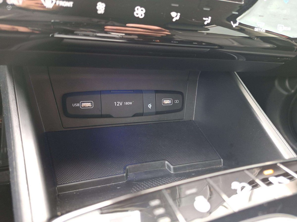 Hyundai Tucson Visureigis / Krosoveris Benzinas / elektra