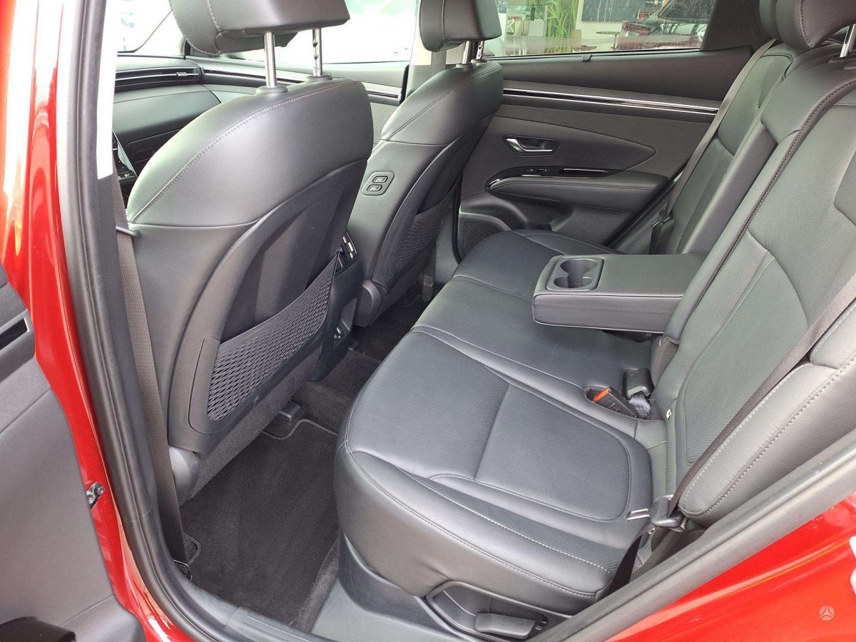 Hyundai Tucson Visureigis / Krosoveris Benzinas / elektra