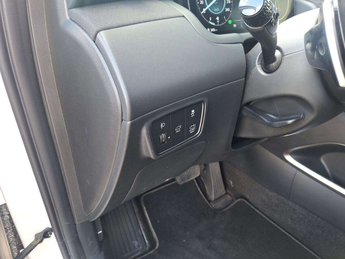 Hyundai Tucson Visureigis / Krosoveris Benzinas / elektra
