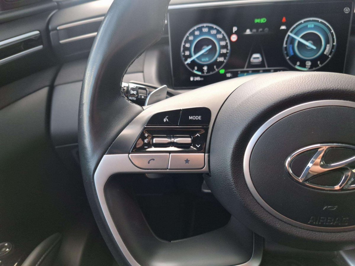 Hyundai Tucson Visureigis / Krosoveris Benzinas / elektra