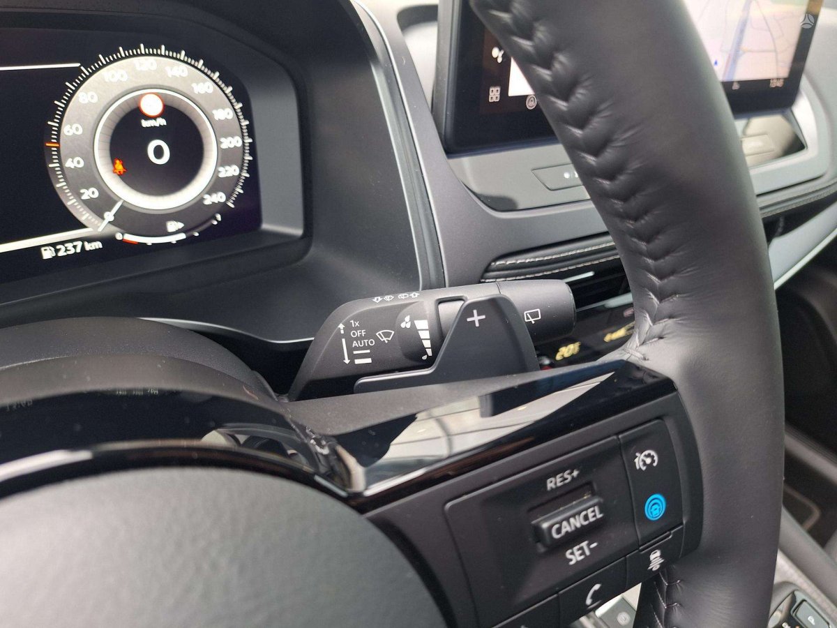 Nissan Qashqai Visureigis / Krosoveris Benzinas / elektra