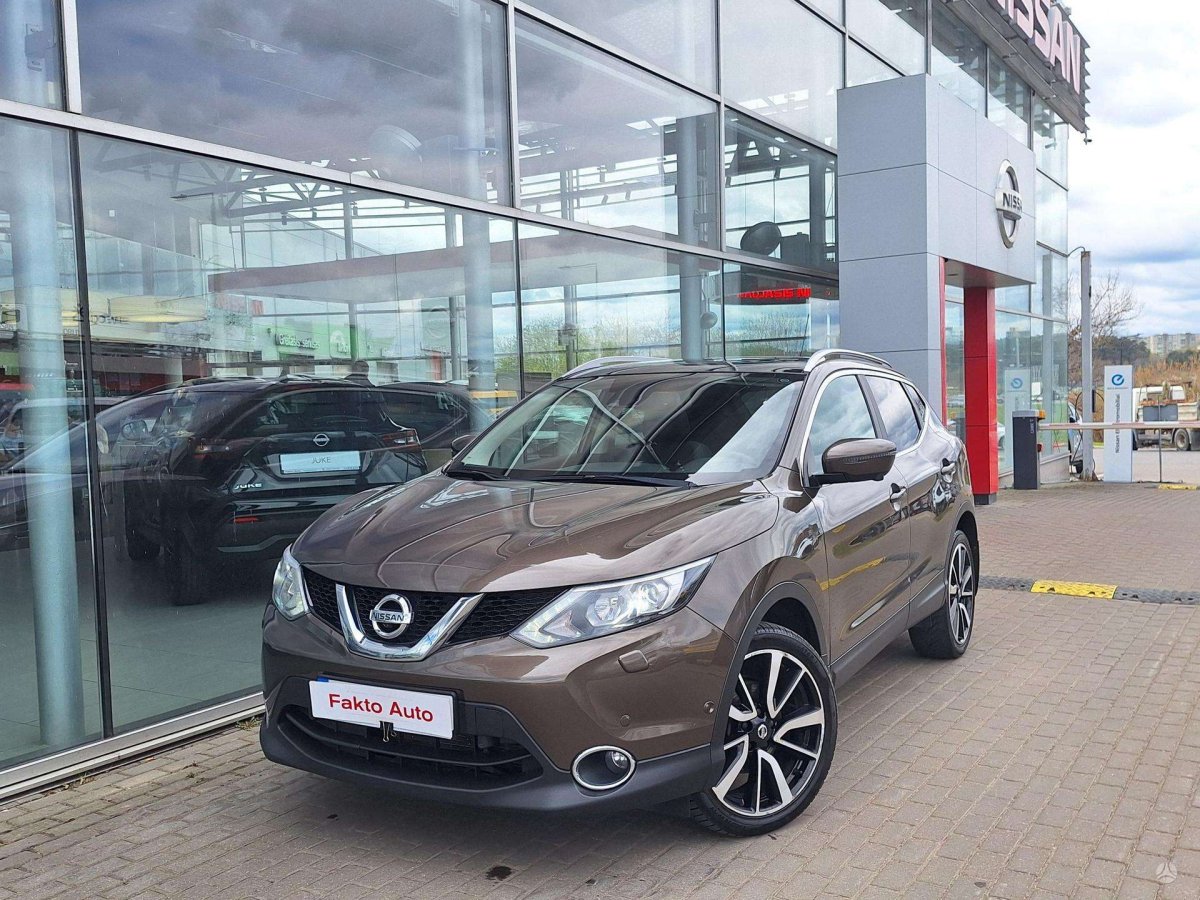 Nissan Qashqai Visureigis / Krosoveris Benzinas