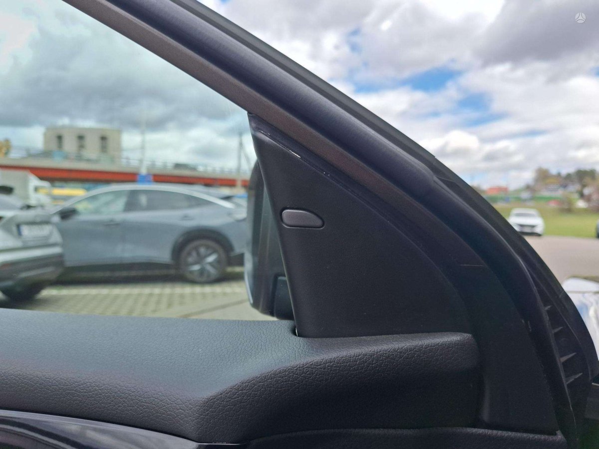 Nissan Qashqai Visureigis / Krosoveris Benzinas