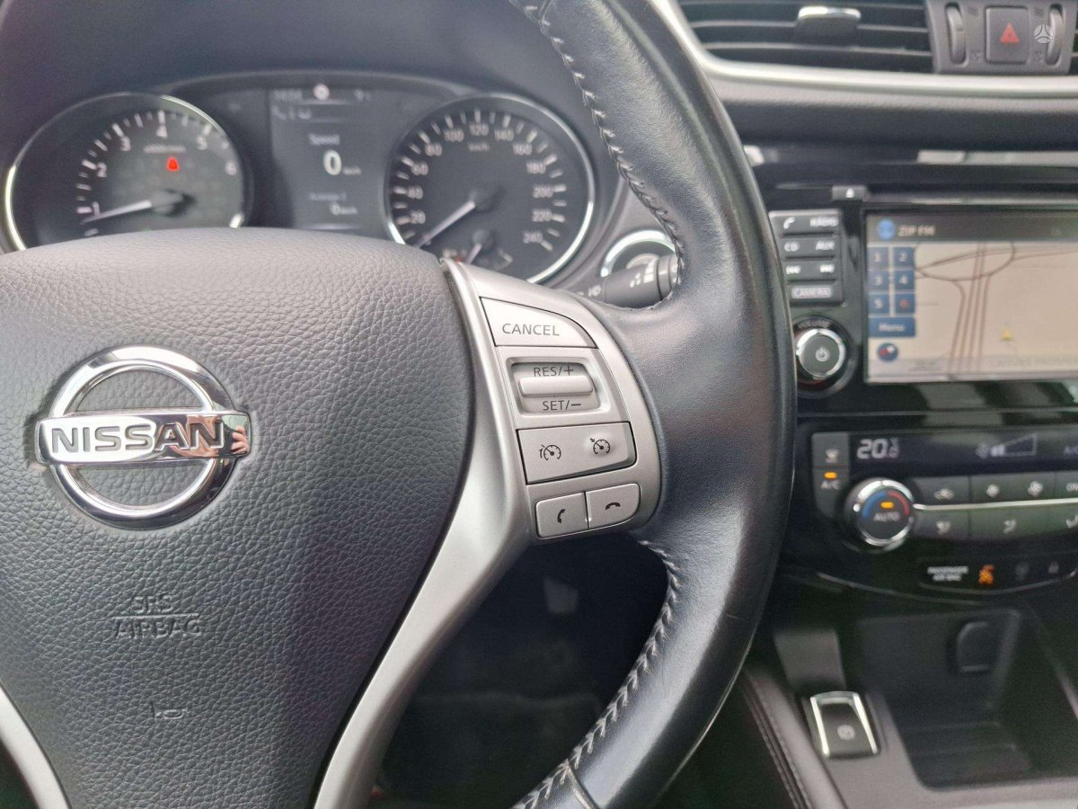 Nissan Qashqai Visureigis / Krosoveris Benzinas