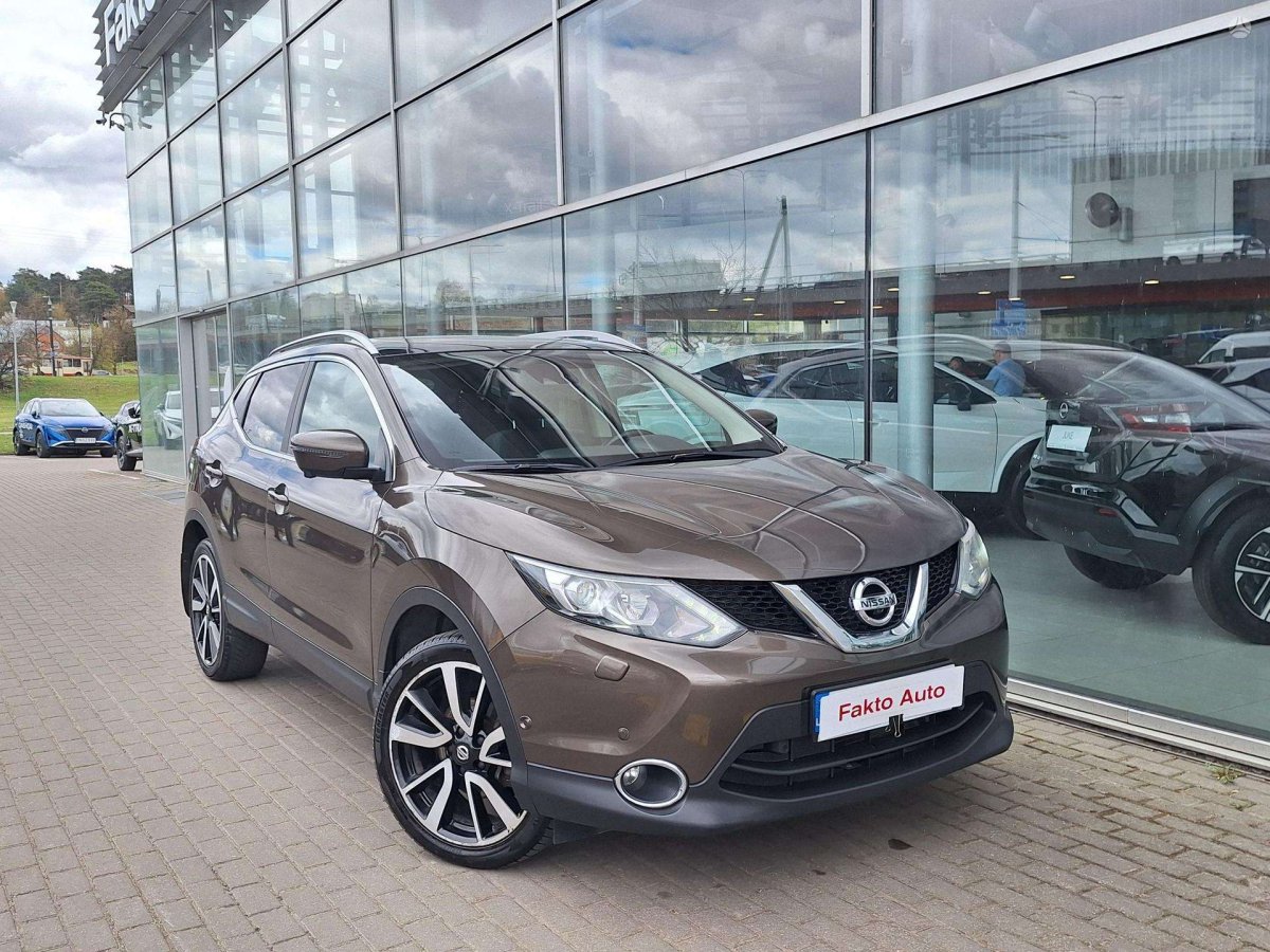 Nissan Qashqai Visureigis / Krosoveris Benzinas