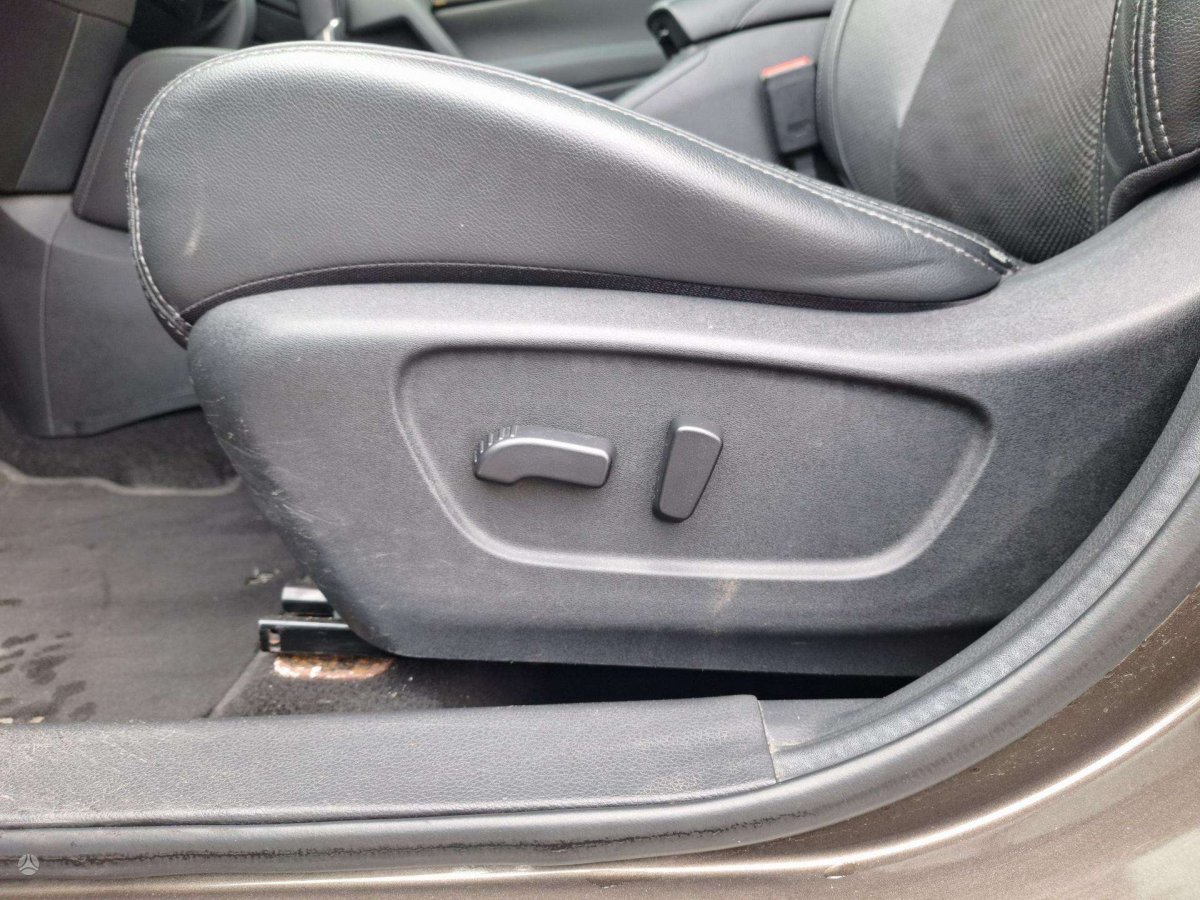 Nissan Qashqai Visureigis / Krosoveris Benzinas