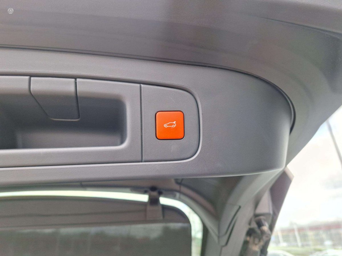 Citroen C5 X Universalas Benzinas / elektra
