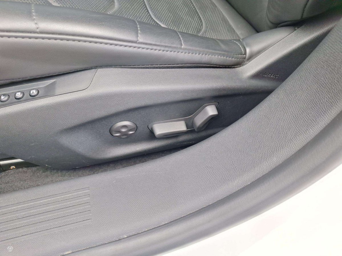Citroen C5 X Universalas Benzinas / elektra