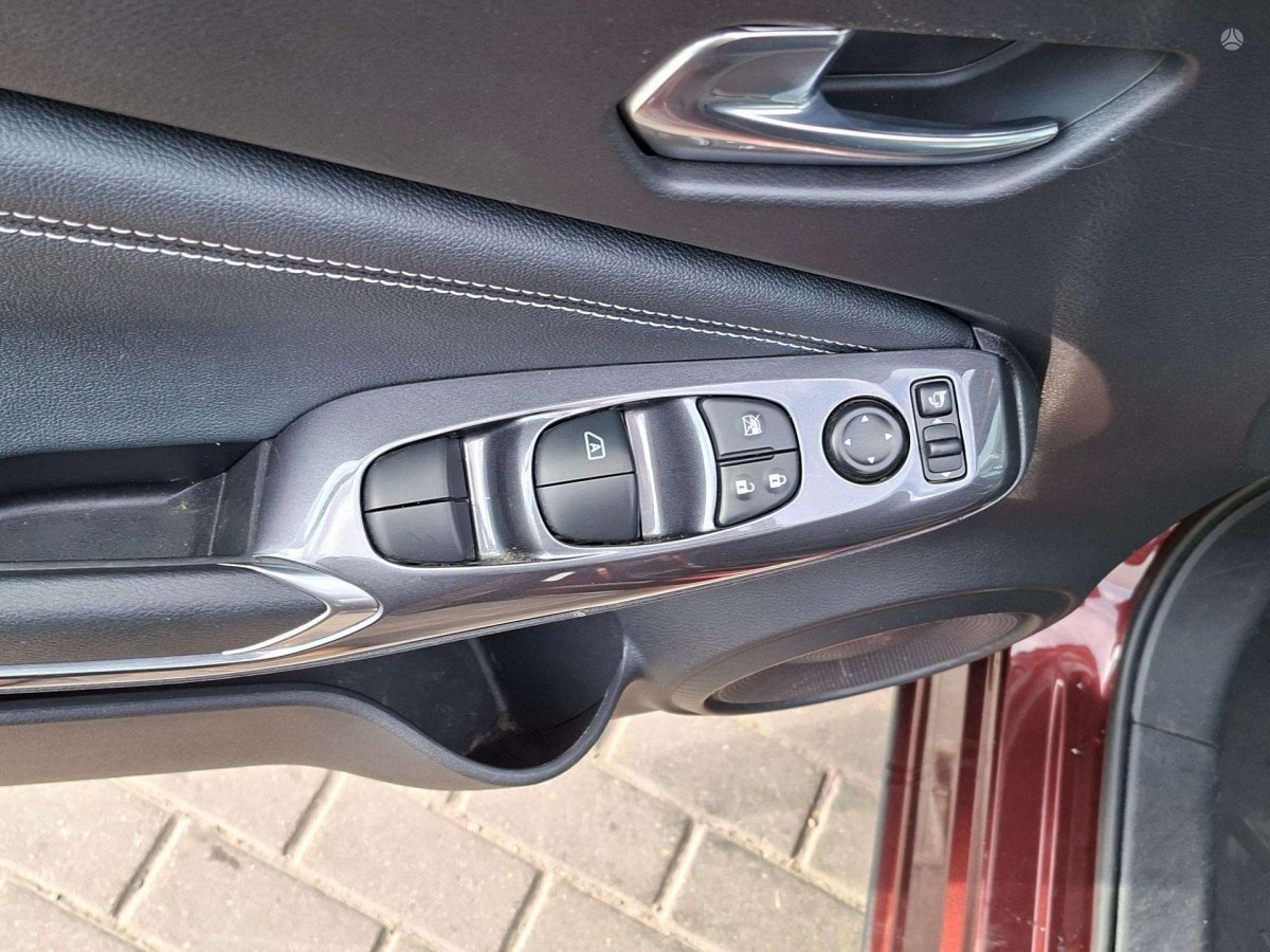 Nissan Juke Visureigis / Krosoveris Benzinas