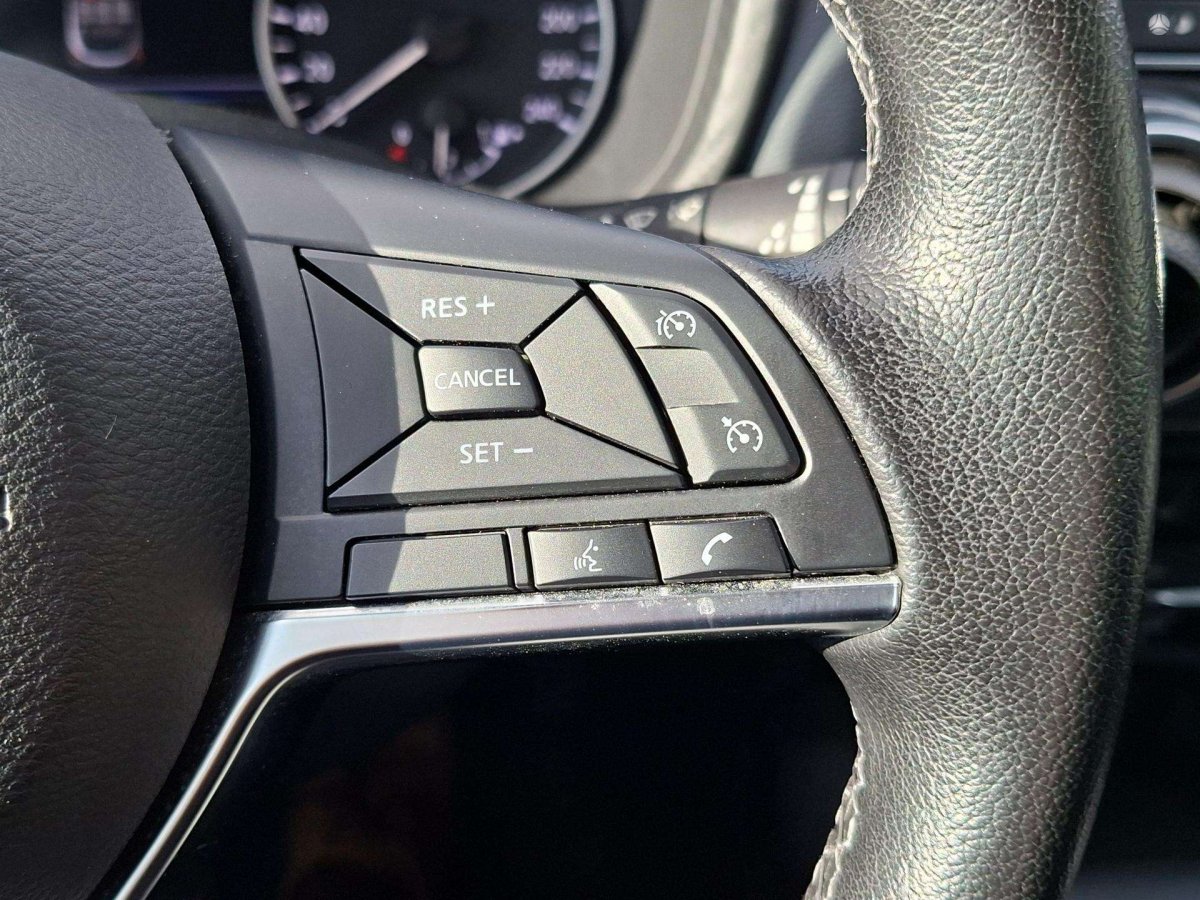 Nissan Juke Visureigis / Krosoveris Benzinas