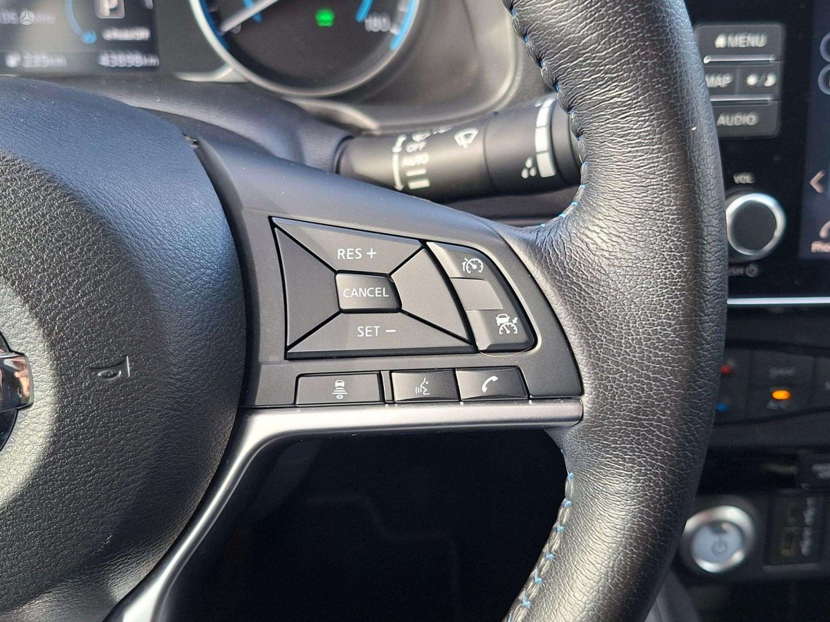 Nissan Leaf Hečbekas Elektra