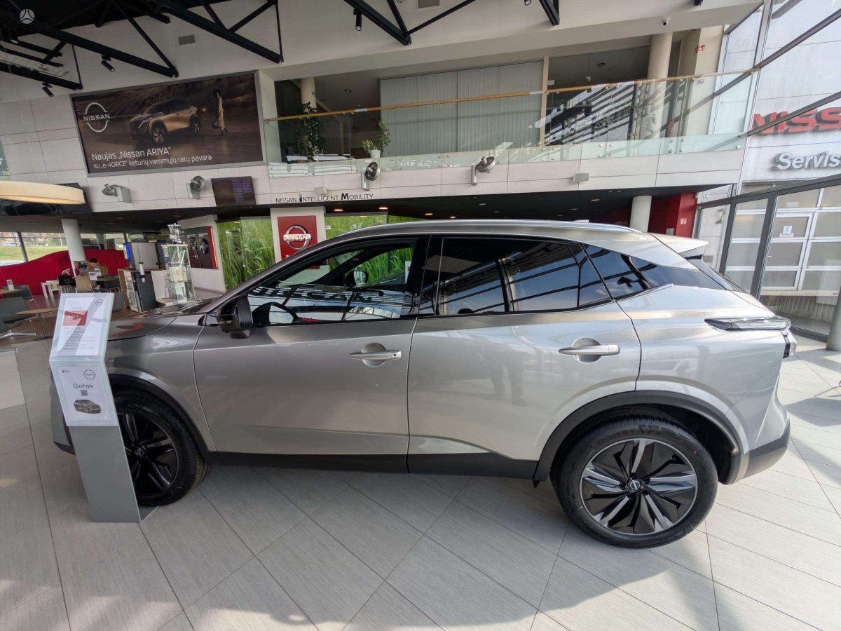 Nissan Qashqai Visureigis / Krosoveris Benzinas / elektra