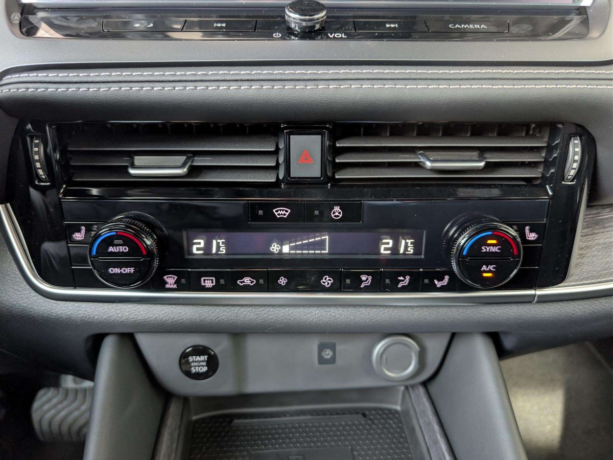 Nissan Qashqai Visureigis / Krosoveris Benzinas / elektra