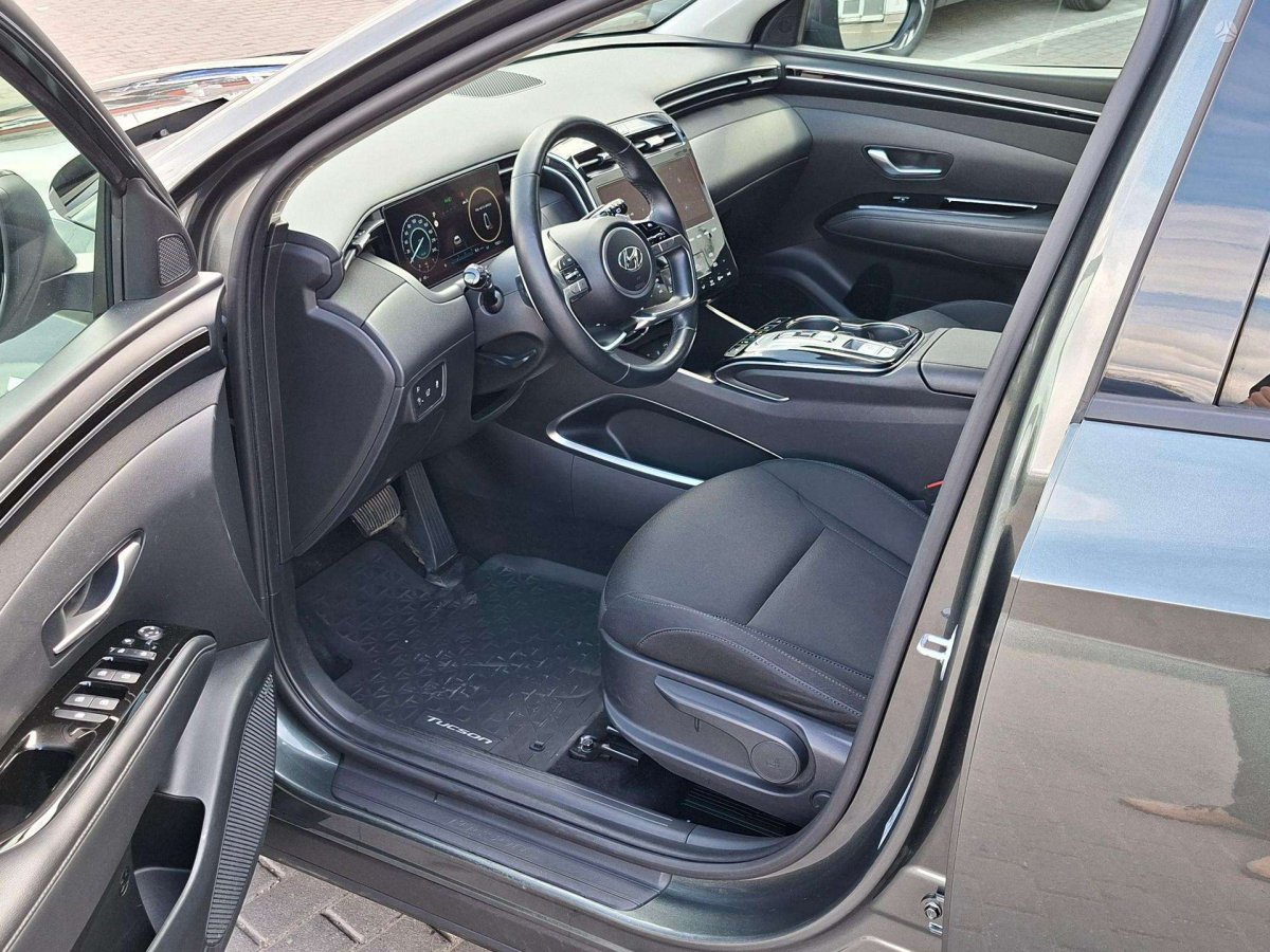 Hyundai Tucson Visureigis / Krosoveris Benzinas / elektra