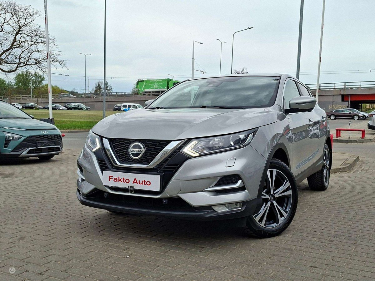 Nissan Qashqai Visureigis / Krosoveris Benzinas