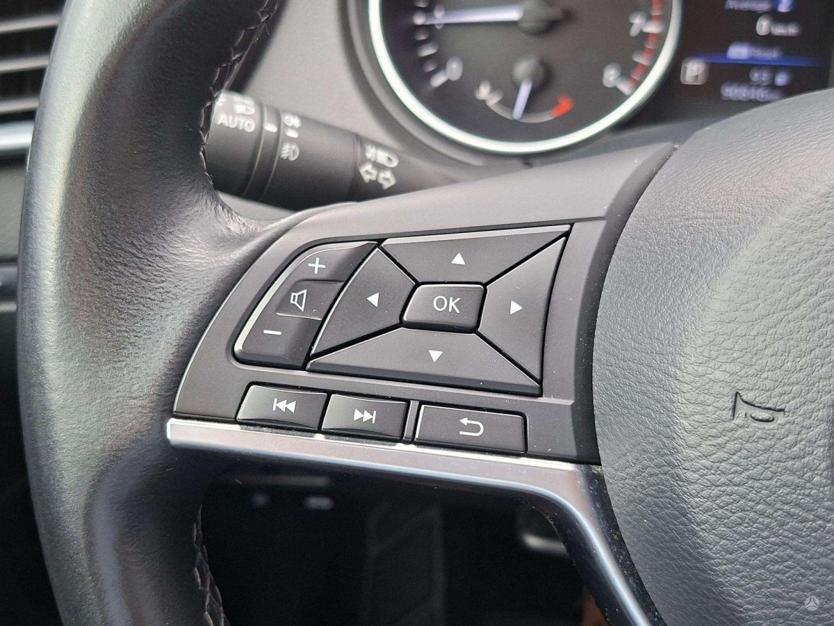Nissan Qashqai Visureigis / Krosoveris Benzinas