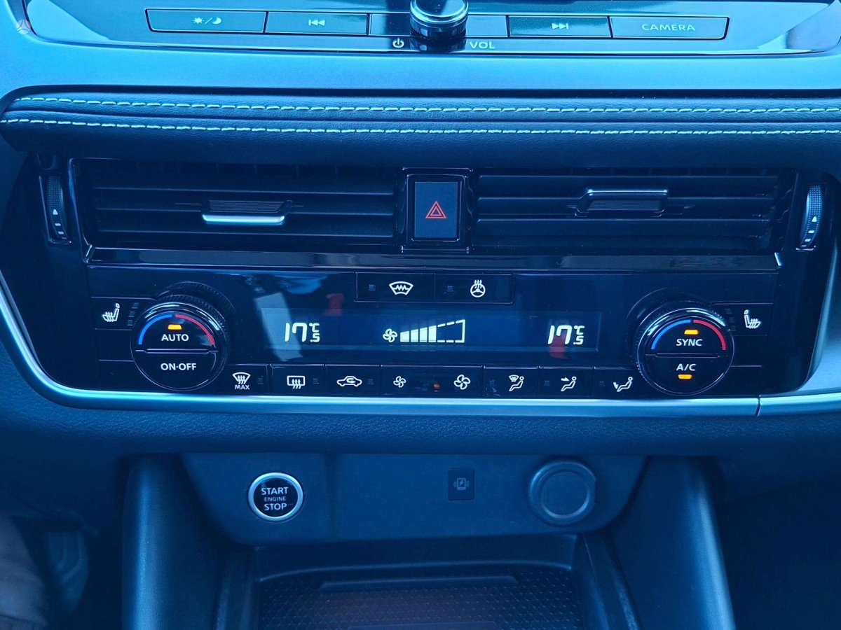 Nissan Qashqai Visureigis / Krosoveris Benzinas / elektra