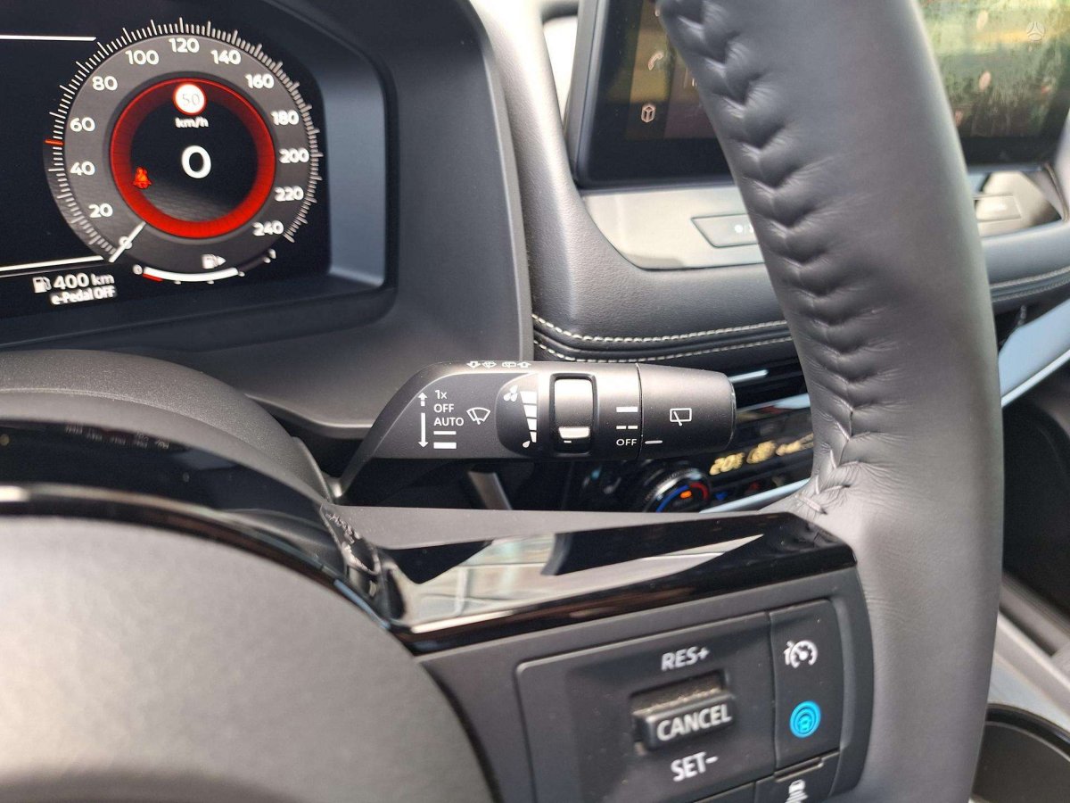 Nissan X-Trail Visureigis / Krosoveris Benzinas / elektra