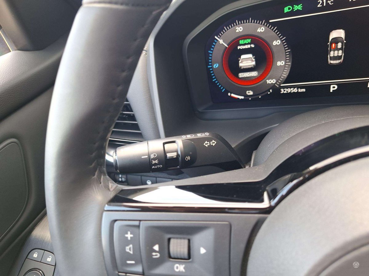 Nissan X-Trail Visureigis / Krosoveris Benzinas / elektra