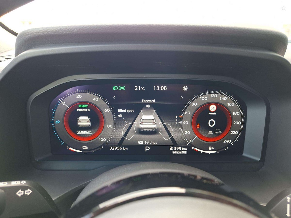Nissan X-Trail Visureigis / Krosoveris Benzinas / elektra