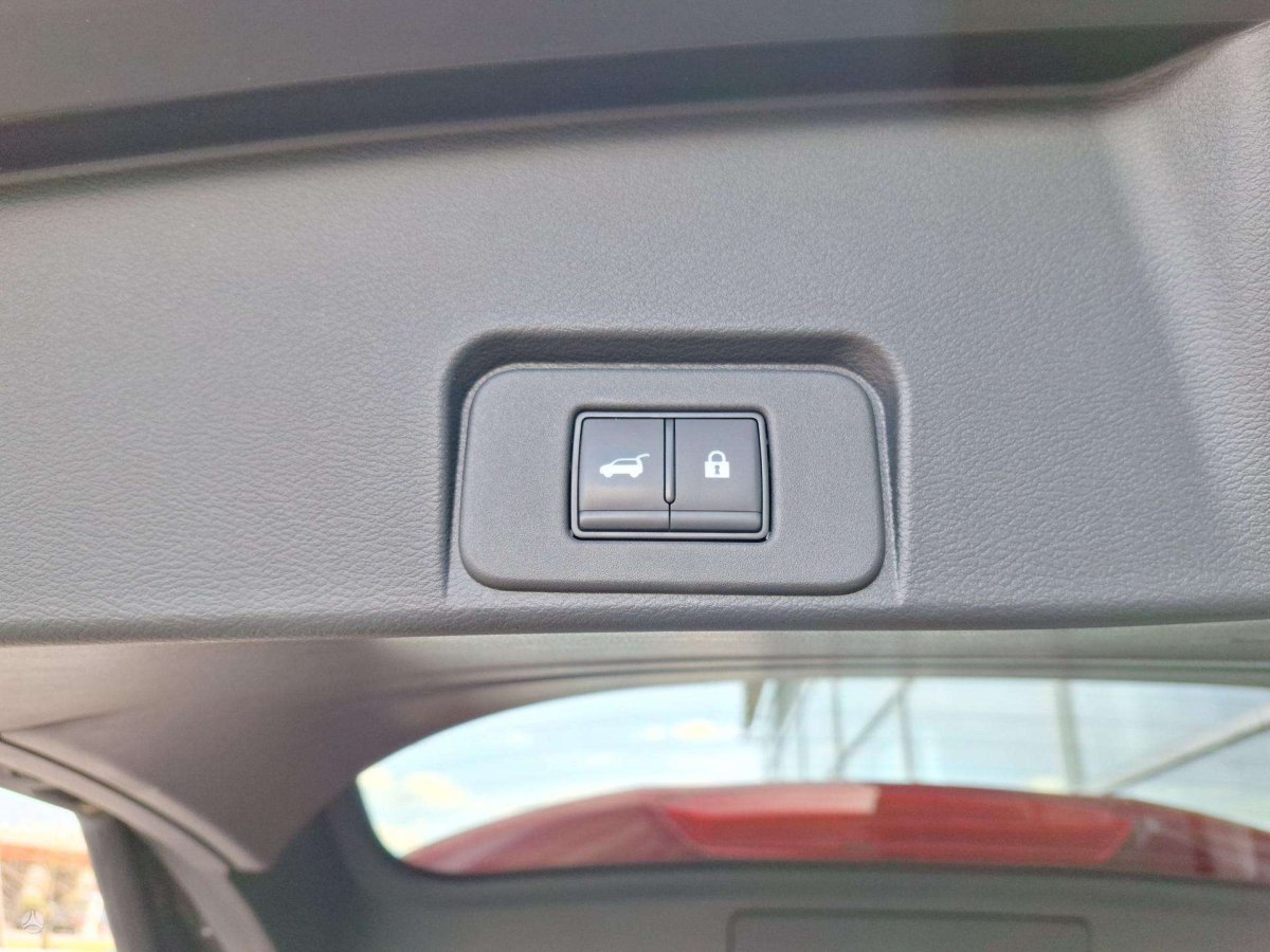 Nissan X-Trail Visureigis / Krosoveris Benzinas / elektra
