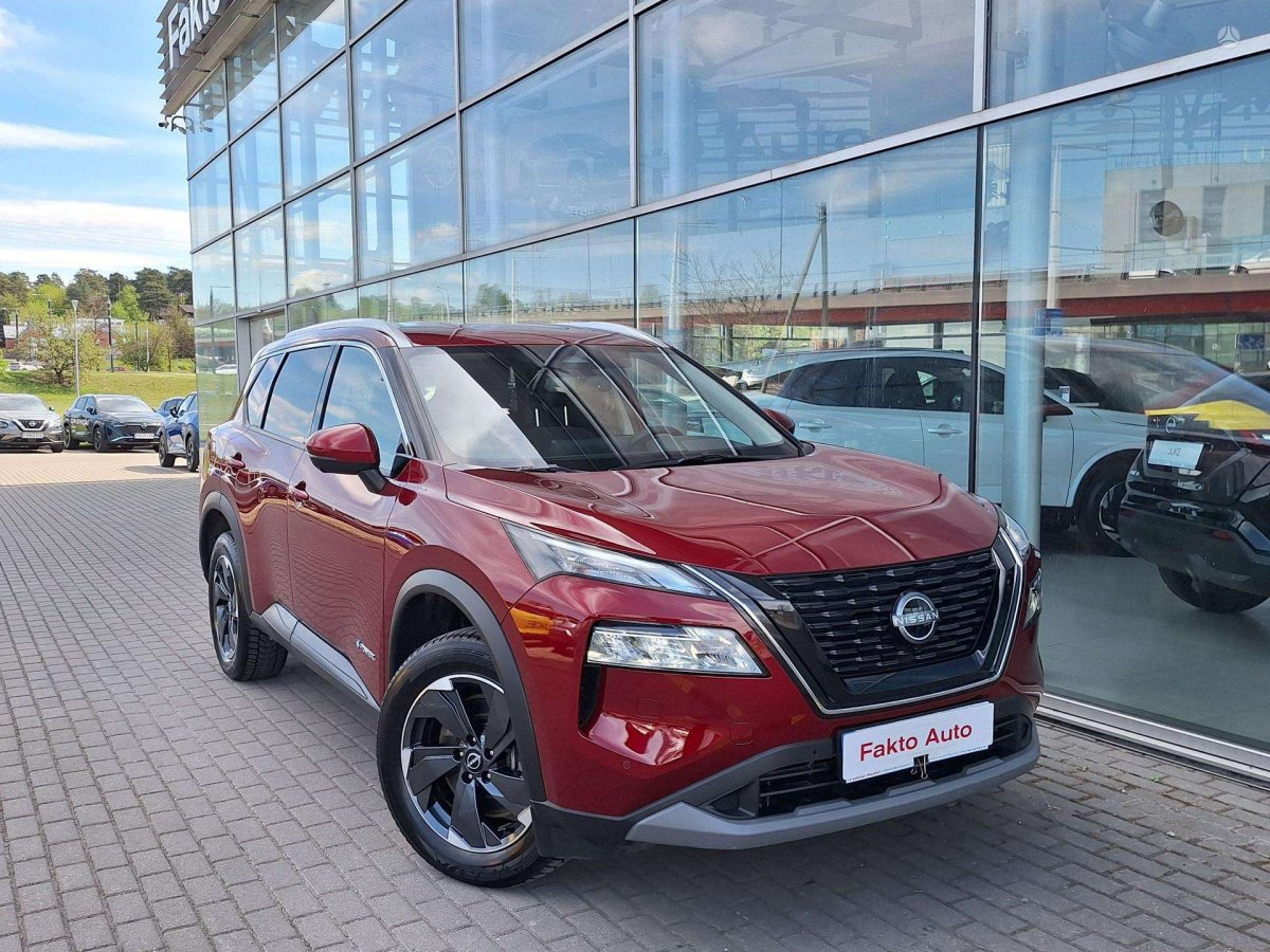 Nissan X-Trail Visureigis / Krosoveris Benzinas / elektra
