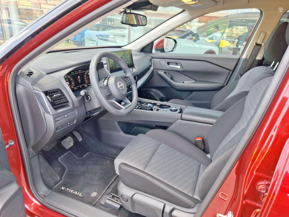 Nissan X-Trail Visureigis / Krosoveris Benzinas / elektra