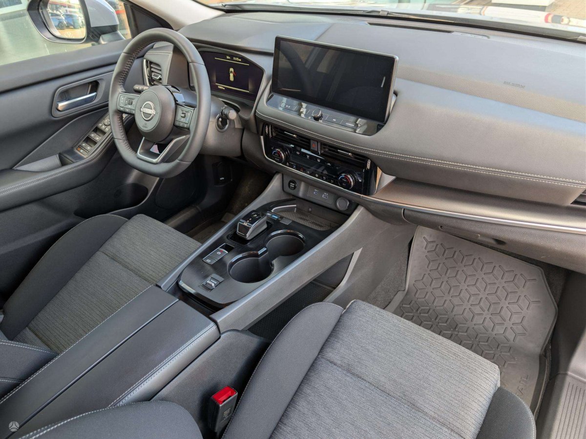 Nissan X-Trail Visureigis / Krosoveris Benzinas / elektra
