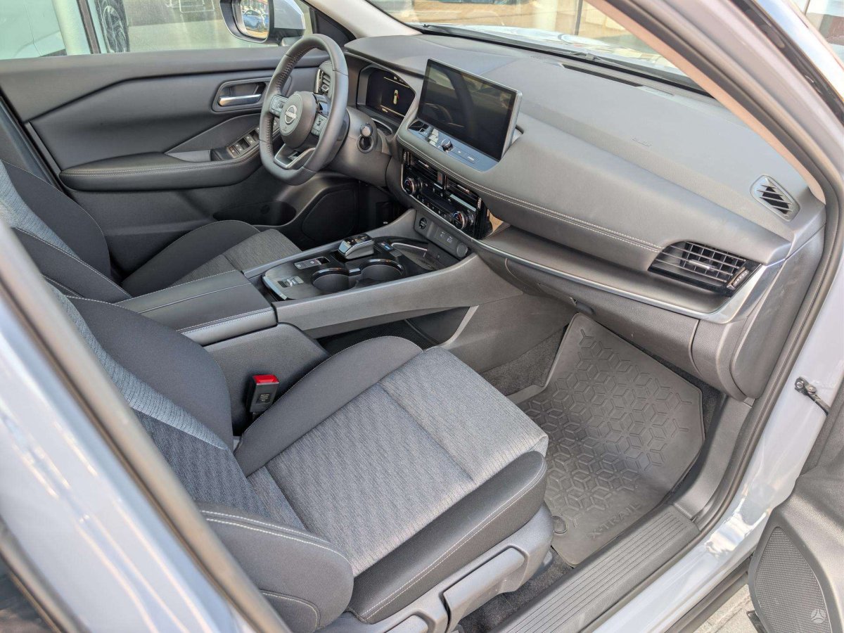 Nissan X-Trail Visureigis / Krosoveris Benzinas / elektra